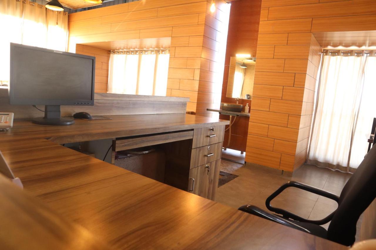 Hotel Grand Ecotel, Aurangabad Dış mekan fotoğraf